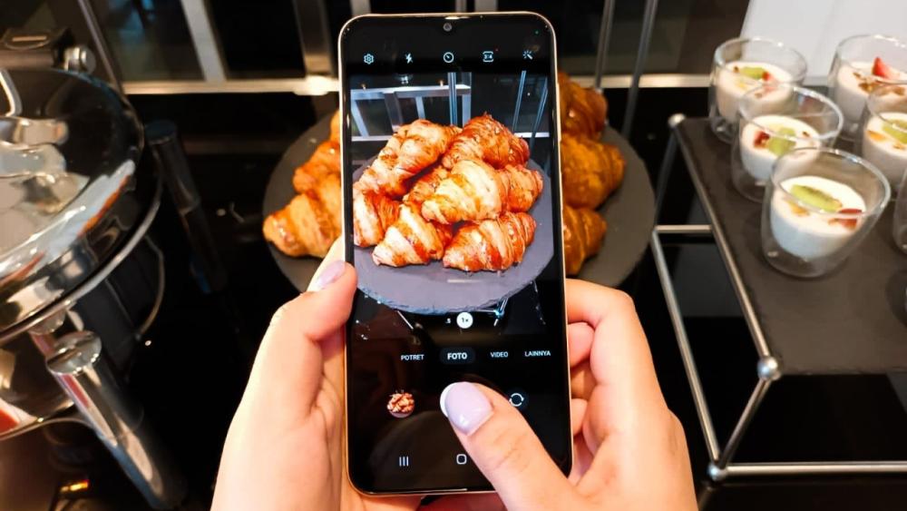 HP_dengan_Radiasi_Rendah