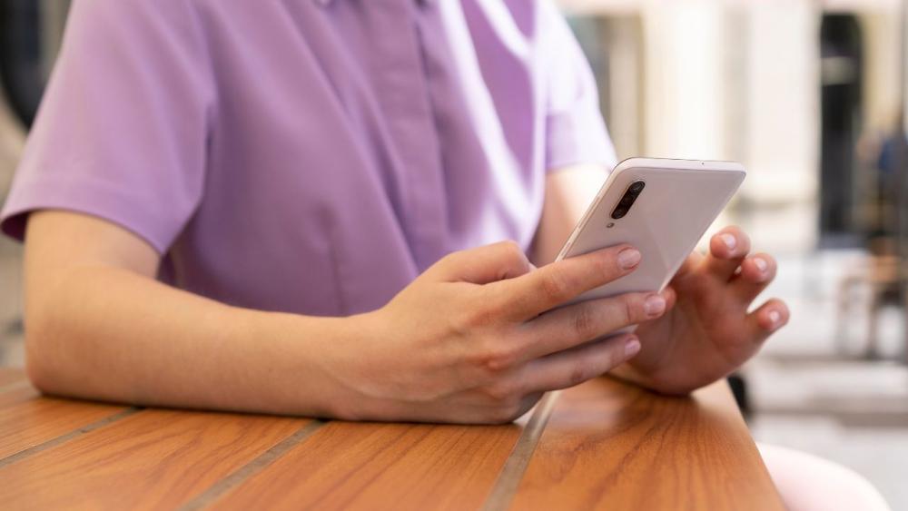 mengamankan_nomor_hp