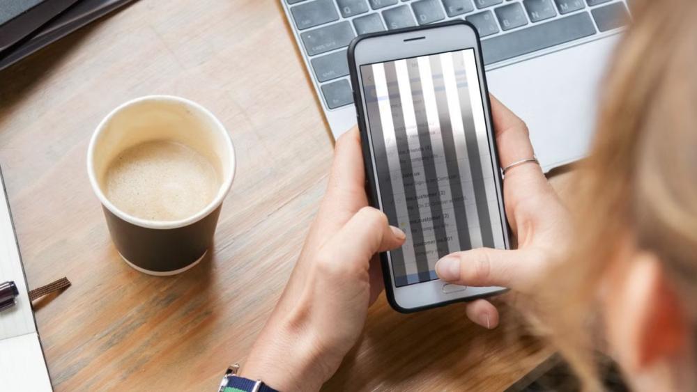 Ciri-Ciri_LCD_HP_Rusak