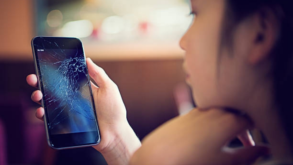 Ciri-Ciri_LCD_HP_Rusak