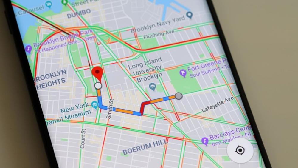 Perbandingan_Google_Maps_dan_Waze