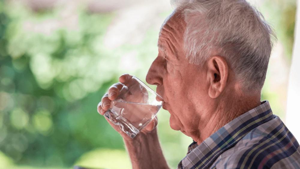 Manfaat_Minum_Air_Putih