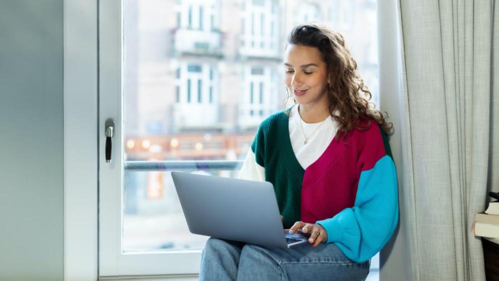 Apa_itu_Social_Media_Specialist