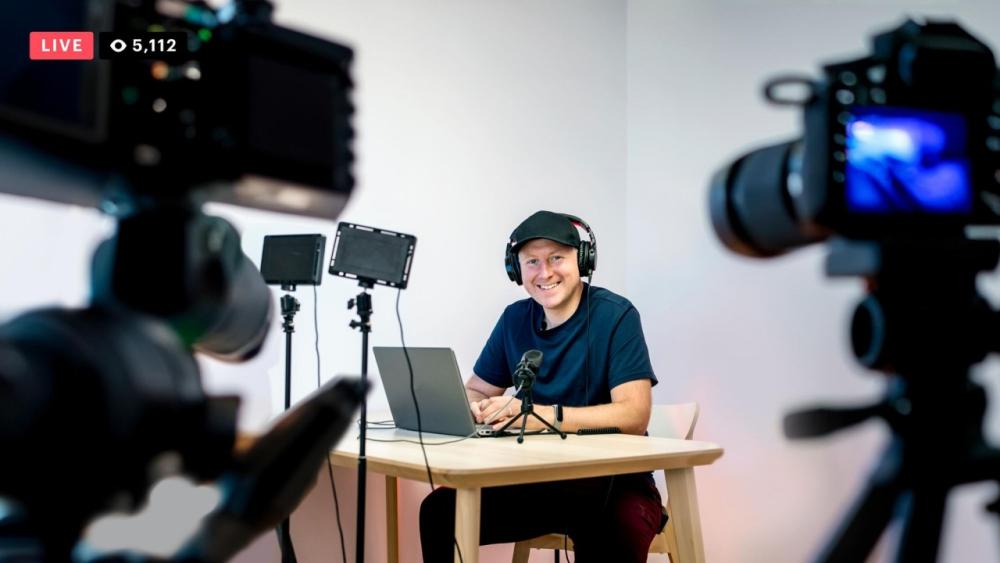 Rekomenedasi_Alat_Live_Streaming