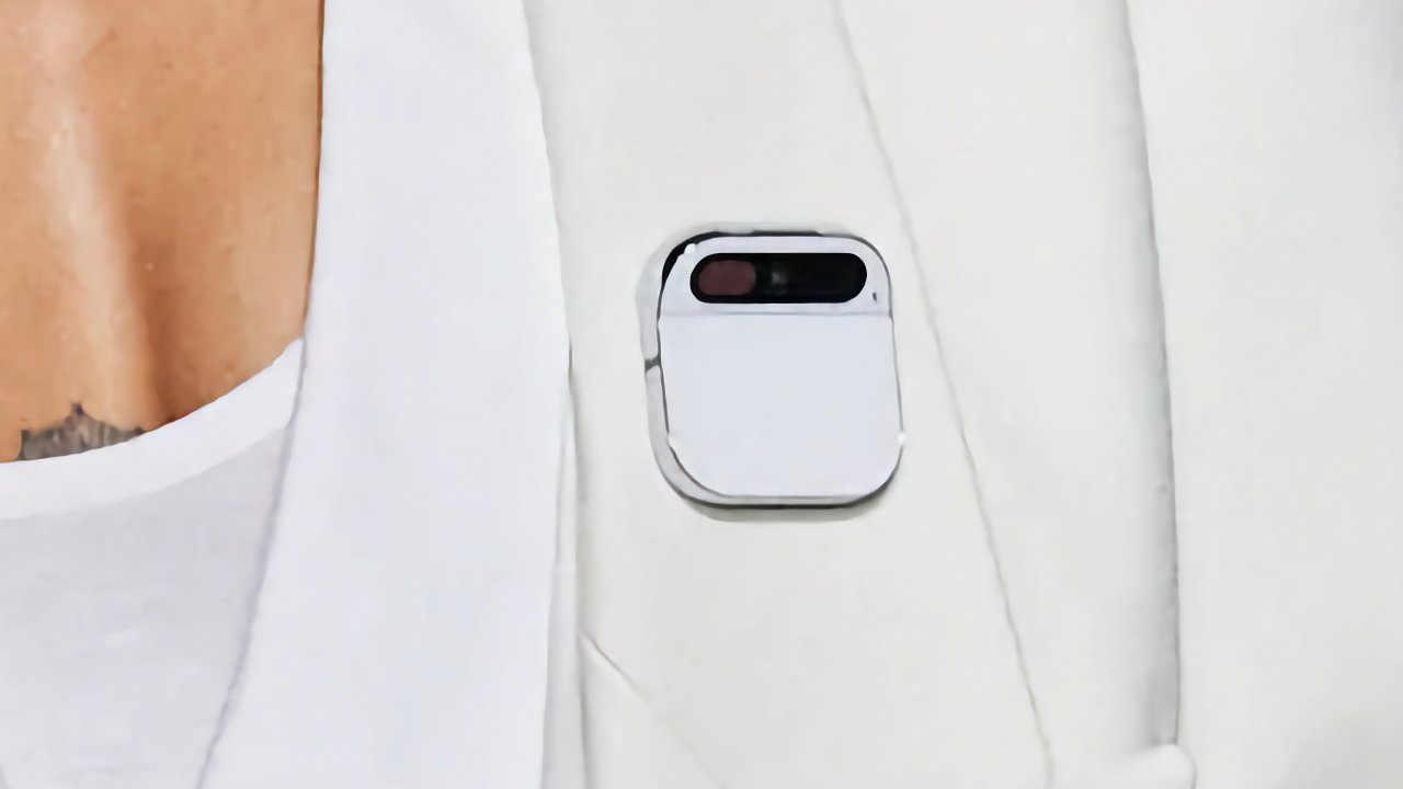 Humane Luncurkan AI Pin Wearable, Gantikan Smartphone di Baju