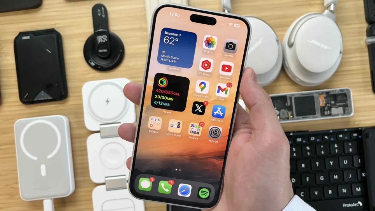 6 Aksesoris iPhone 16 Series yang Kompatibel dan Wajib Dimiliki