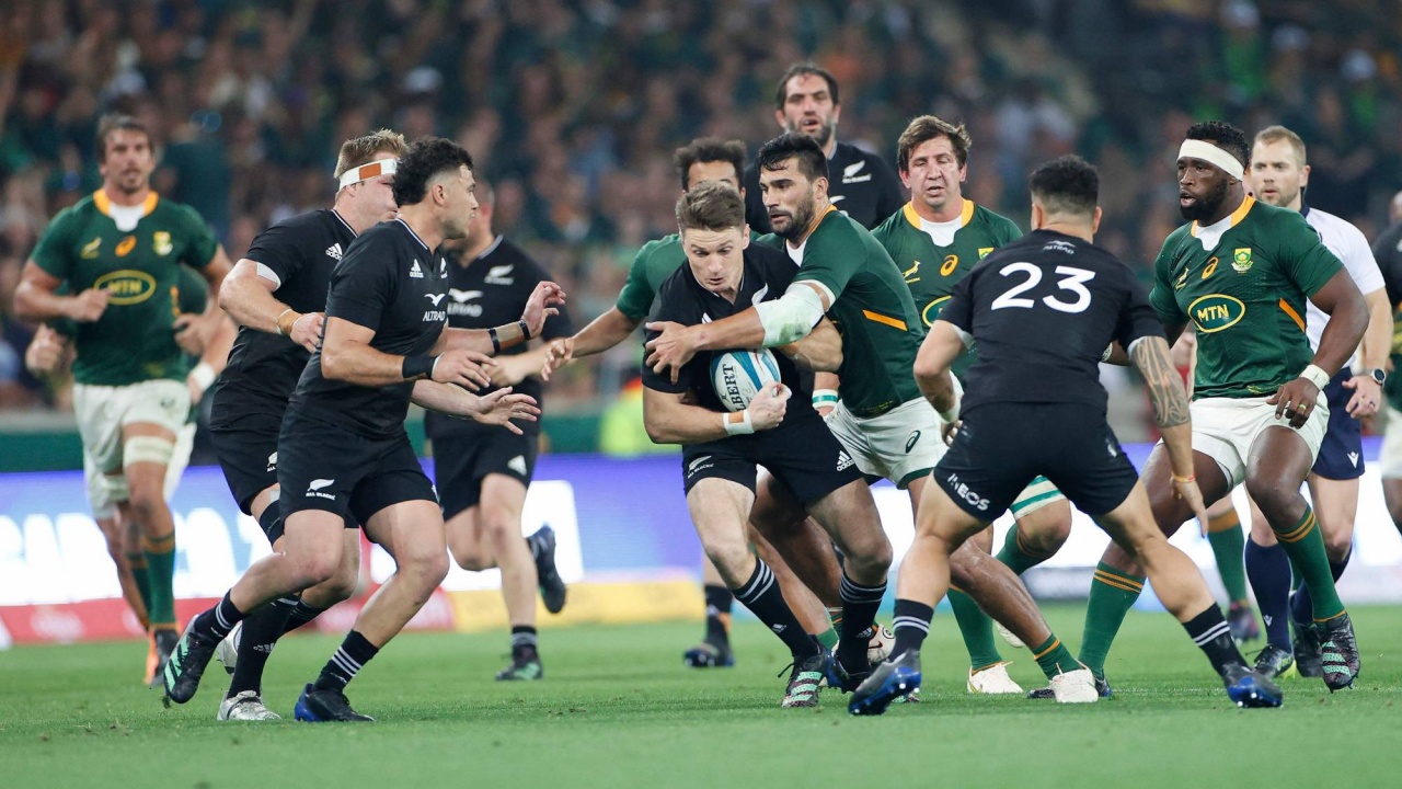 Apa itu Olahraga Rugby? Ketahui Manfaat & Cara Bermainnya