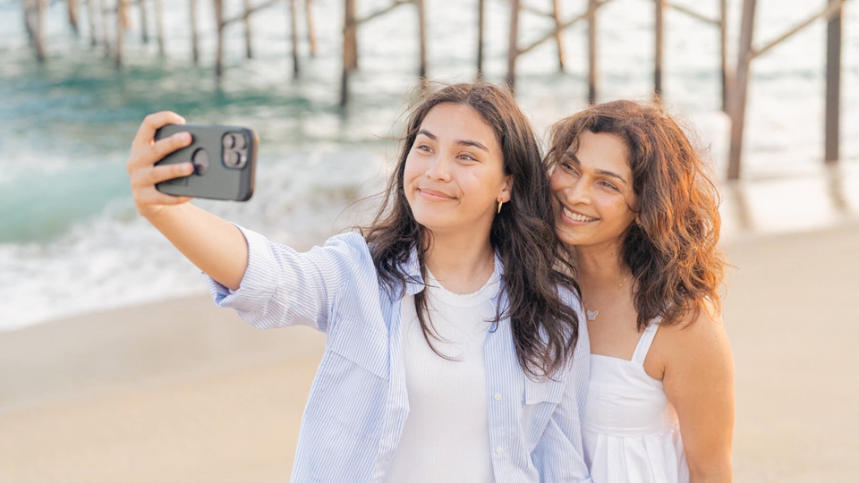 5 Web dan Aplikasi AI Foto yang Bisa Edit Foto Buram, Tampak HD