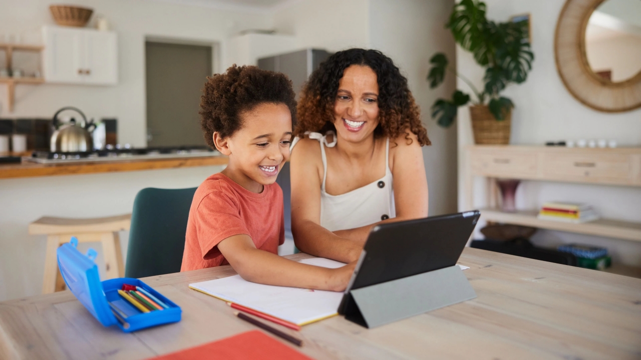 Cara Aktifkan Parental Control YouTube Buat Awasi Tontonan Anak