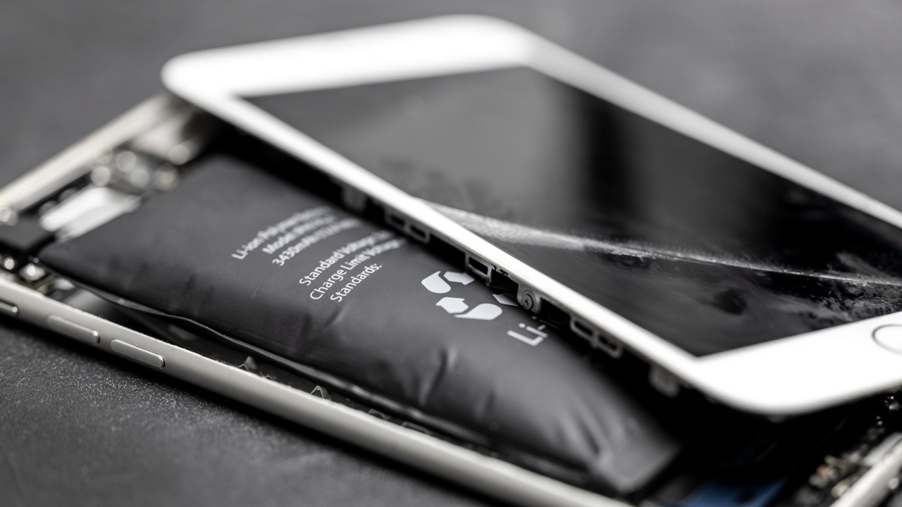 6 Cara Mengatasi HP Kembung yang Bisa Dilakukan Segera