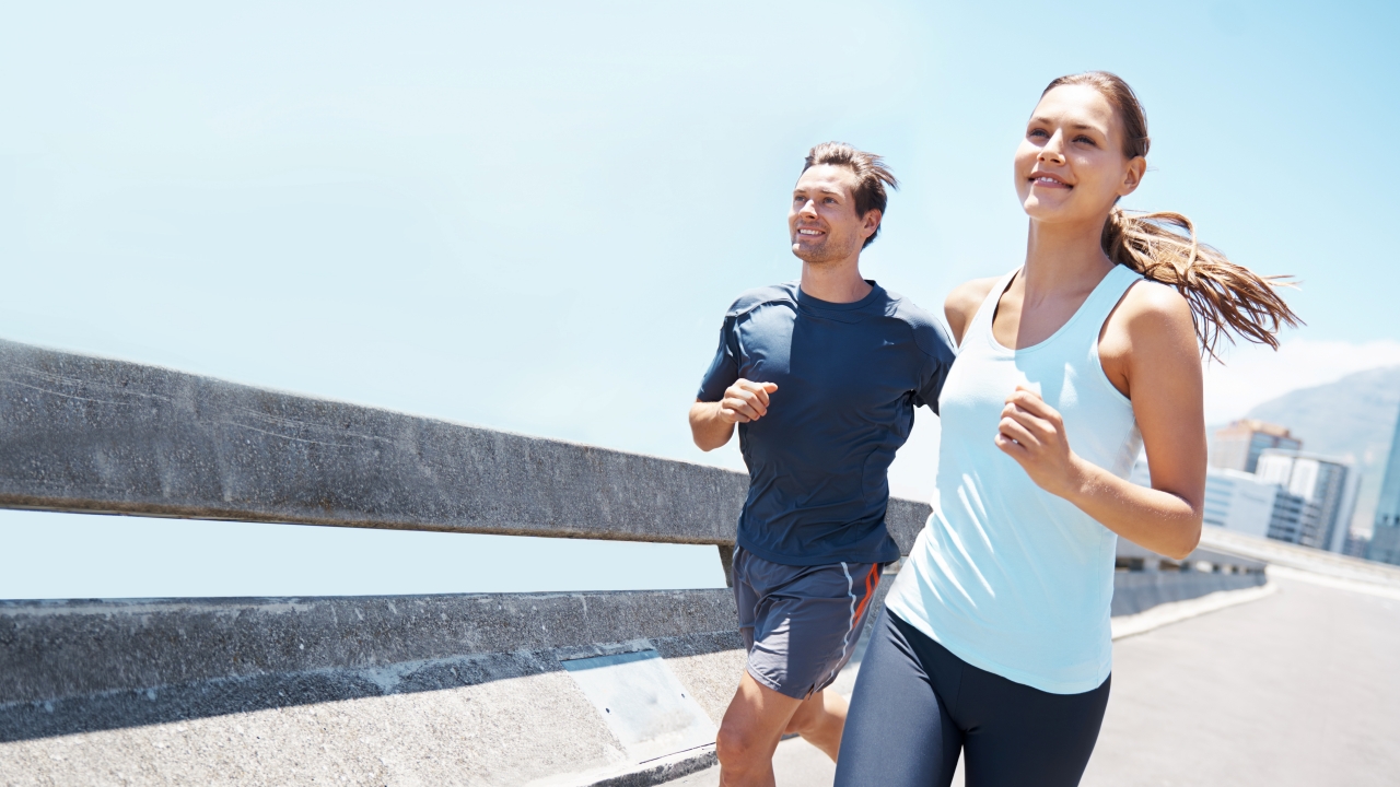 6 Cara Mengatur Napas saat Lari Agar Tidak Mudah Ngos-Ngosan