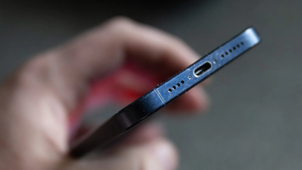 Cara Mengeluarkan Air dari Speaker HP dengan Mudah, Wajib Coba!