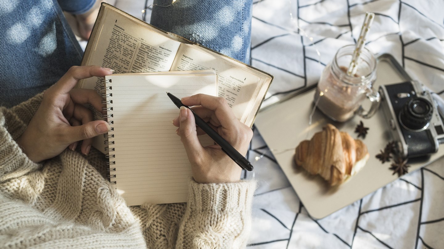 Sejumlah Tips Menulis Buku Biografi yang Menarik untuk Dibaca