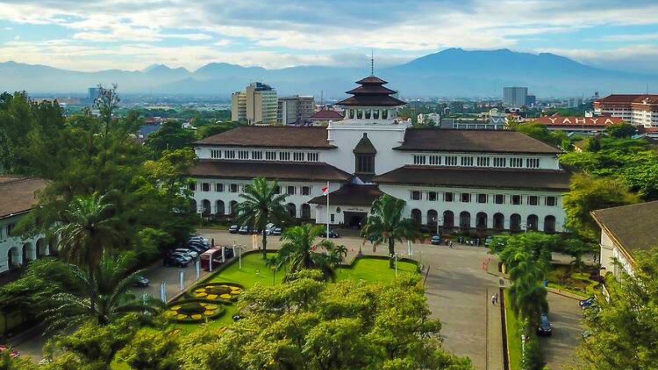 9 Destinasi Wisata Bandung yang Wajib Dikunjungi Ketika Liburan
