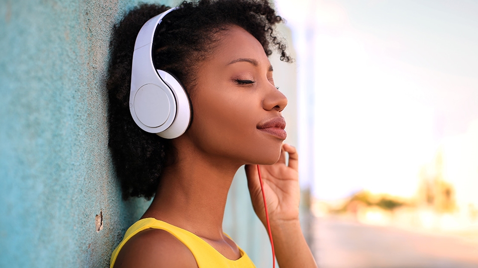 Bisa Tingkatkan Produktivitas, Ini Manfaat Musik di Kehidupan 