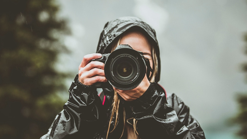 5 Hobi Zodiak Aquarius yang Cocok untuk Jiwa Petualang