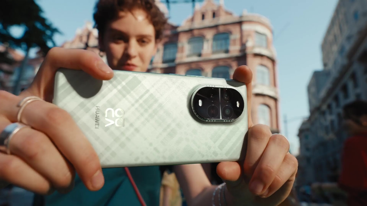 Spesifikasi Huawei Nova 13 Pro yang Punya Kamera Selfie 60 MP