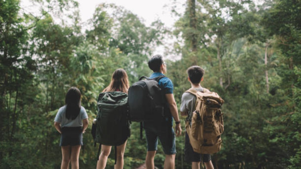 Sejumlah Tips Traveling Ramah Lingkungan, Makin Cinta Alam