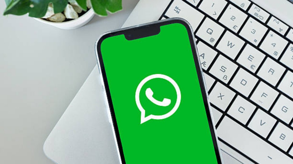 Sejumlah Fitur Baru WhatsApp 2025, Warna Chat Bisa Diubah