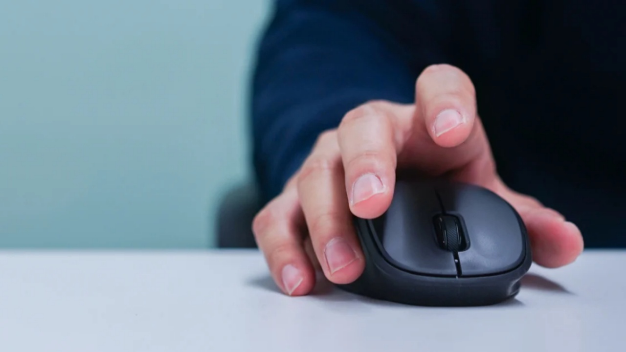 8 Kelebihan & Kekurangan Wireless Mouse, Perlu Dipertimbangkan! 