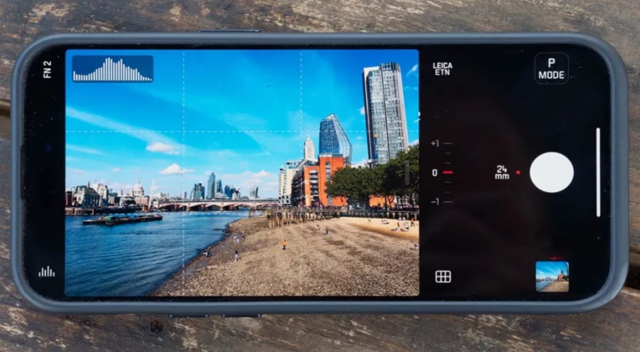 Sentuhan Filter Estetika Aplikasi Leica Lux di iPhone