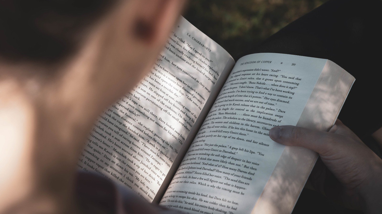 Ini Sejumlah Manfaat Baca Novel Bila Dilakukan Secara Rutin