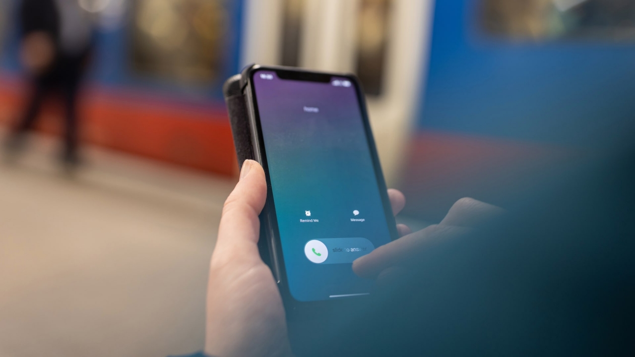 Ciri-Ciri Modus Penipuan Voice Spoofing atau Suara Kloning AI