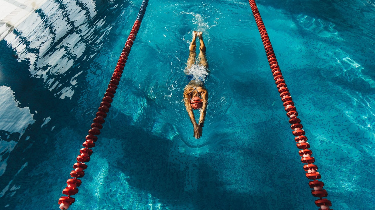 7 Olahraga untuk Penderita Skoliosis yang Masih Aman untuk Dilakukan