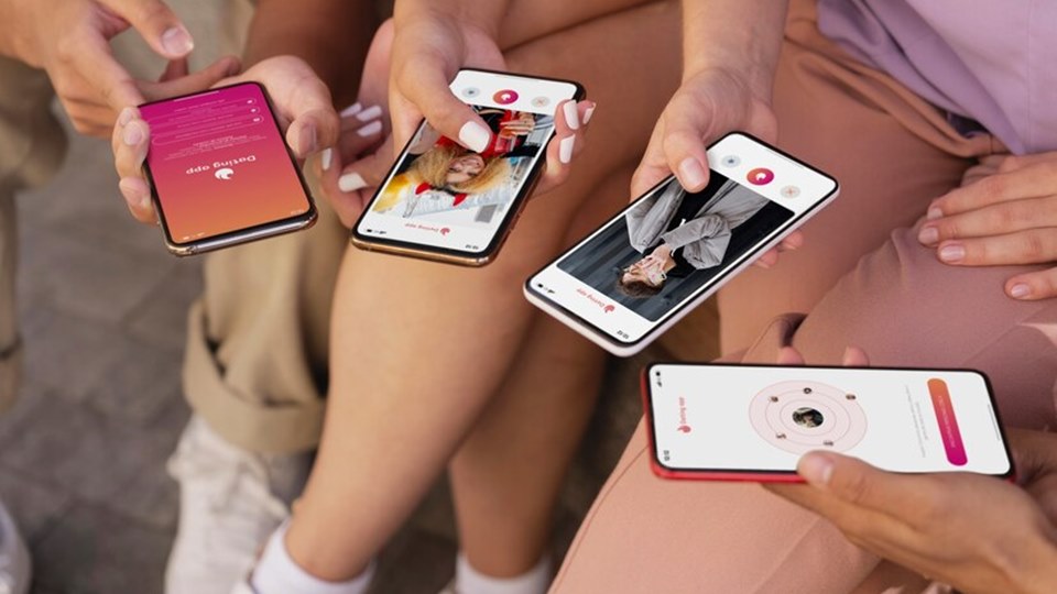 5 Ide Pick Up Line yang Bikin Aktivitas Swipe Lanjut ke Date