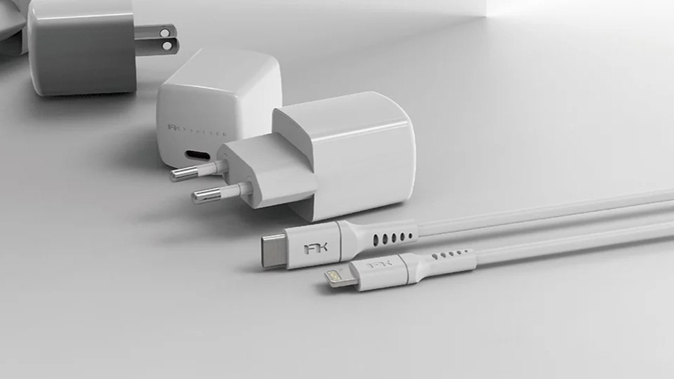 Alasan Memilih Produk Feeltek yang Bikin Gadget Awet