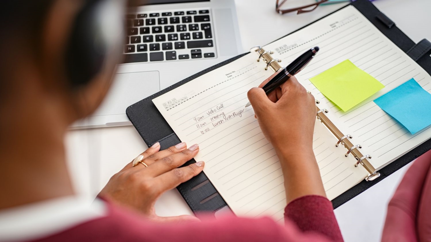 Tips Jadi Lebih Produktif di Usia Muda, Jangan Tunda Pekerjaan