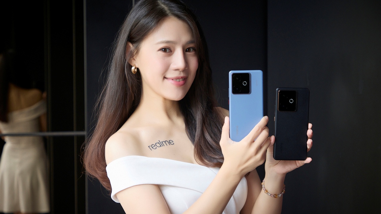Spesifikasi Realme GT 7 5G yang Punya Layar AMOLED 6000 Nits