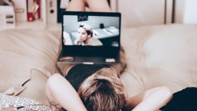 7 Cara Nobar Online Jarak Jauh Tanpa Aplikasi Secara Praktis