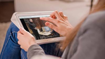 5 Cara Charger Tablet Cepat Walau Bukan Fast Charging