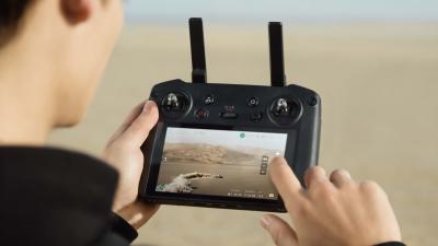 Sejumlah Fitur DJI RC Pro untuk Optimalkan Hobi Videografi Kamu