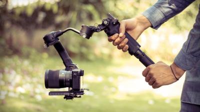 5 Fungsi Gimbal Kamera yang Bisa Hasilkan Video Stabil & Sinematik