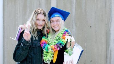 Rekomendasi Gadget LOOPS untuk Kado Wisuda, Harga Affordable!