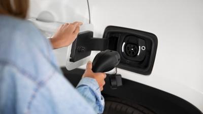 Fitur Navigasi Google Maps Makin Ramah untuk Mobil Listrik