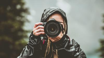 5 Hobi Zodiak Aquarius yang Cocok untuk Jiwa Petualang