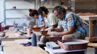 5 Rekomendasi Hobi Baru Zodiak Libra, Isi Waktu Senggangmu