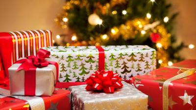 9 Rekomendasi Ide Kado Natal 2025 yang Pasti Bermanfaat & Berkesan!