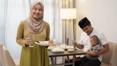 Sejumlah Kebiasaan Baik Saat Sahur, Maksimalkan Ibadah Puasa