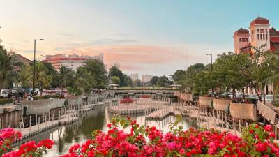 7 Ide Liburan Tanpa Ambil Cuti yang Seru & Menyenangkan