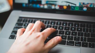 Tips Mengatasi Keyboard Laptop Tidak Berfungsi yang Mengganggu