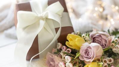 Sejumlah Rekomendasi Kado Pernikahan yang Berkesan & Bermanfaat