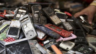 Mengenal Apa Itu E-Waste dan Cara Mengelola Sampah Elektronik