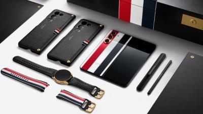 Resmi Rilis, Cek Keunikan Galaxy Z Fold 5 Thom Browne Edition