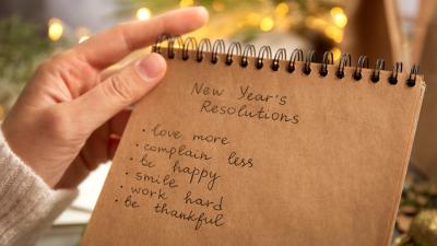7 Tips Membuat Resolusi Tahun Baru Supaya Realistis & Bisa Tercapai!