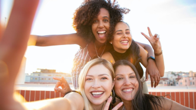 Dapatkan Tips Selfie HP Berkualitas Hanya dengan Bujet Satu Jutaan