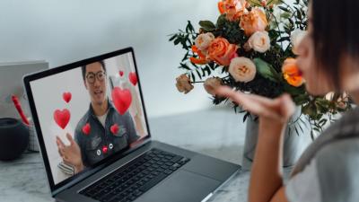 7 Cara Merayakan Valentine Secara Romantis Untuk Pasangan LDR